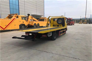 盐湖非事故拖车