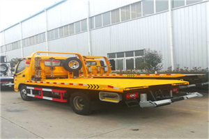 盐湖附近拖车救援搭电