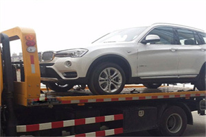 盐湖拖车24小时服务电话